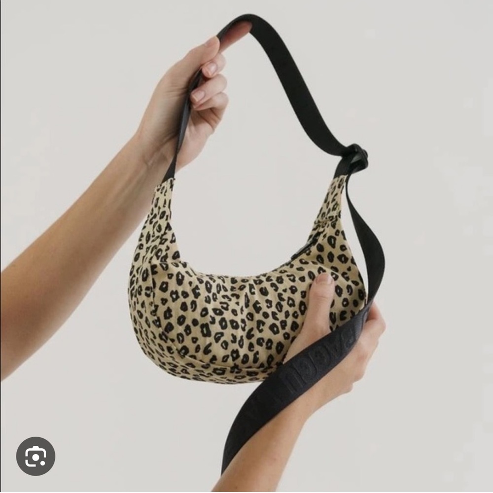 *Discontinued style/retired print* Baggu Honey Leopard Mini Crescent Bag